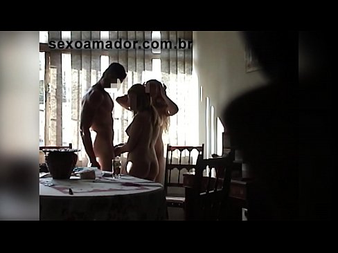 ❤️ Sexveninder inviterer en kæmpe mand og en trekant med ham ❤❌ Hjemmelavet porno at da.mycomicsxxx.ru